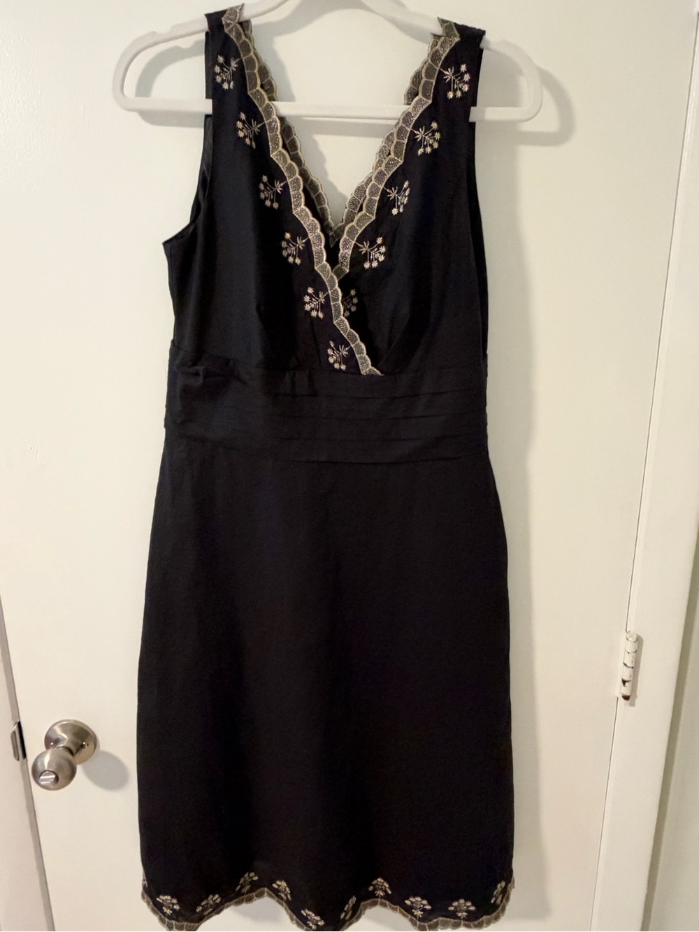 Ann Taylor Petite Black Midi Dress with Cream Floral Embroidery - 8PETITE